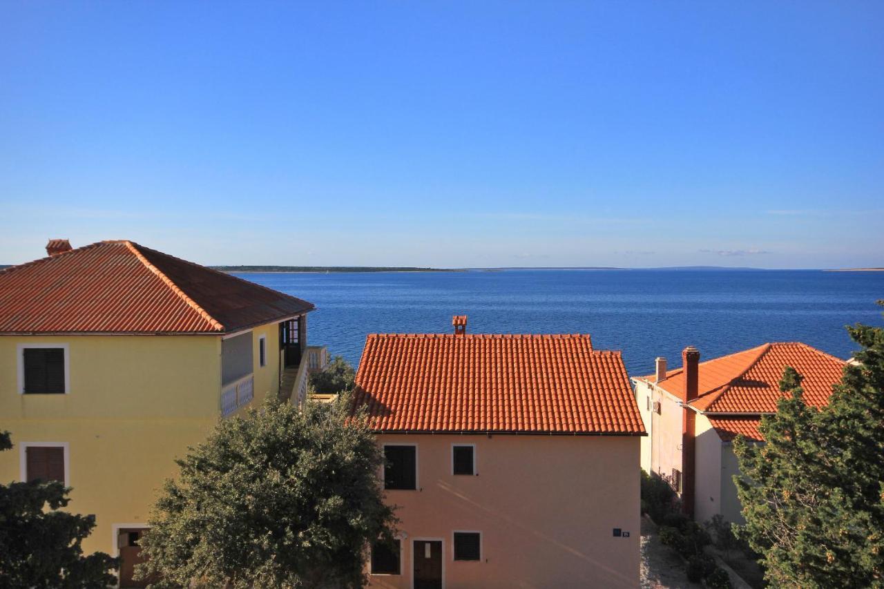 Apartments And Rooms By The Sea Mandre, Pag - 3557 Колан Екстер'єр фото