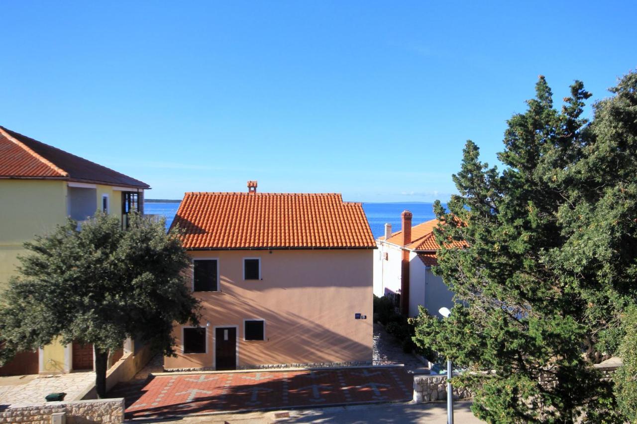 Apartments And Rooms By The Sea Mandre, Pag - 3557 Колан Екстер'єр фото